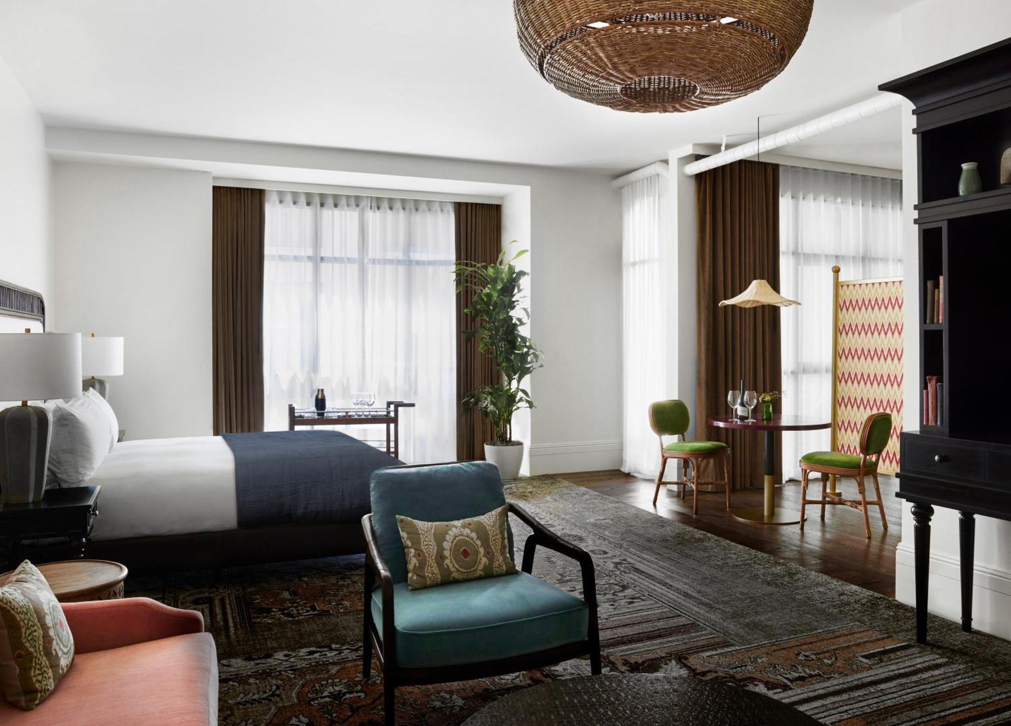 Park Suite,1541325634:JPEG